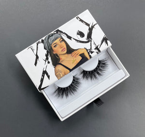 CHICANA LASHES