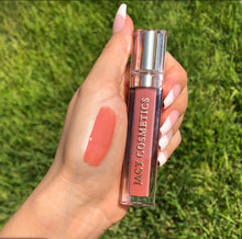 Load image into Gallery viewer, MATTE & LIPGLOSS COLLECTION